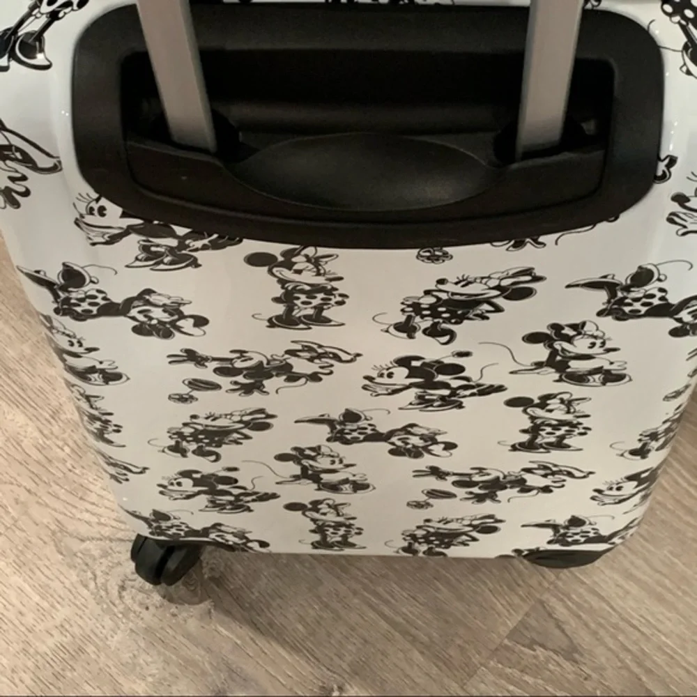 Disney Minnie Mouse Collection Suitcase, Luggage, Travel Bag - 21” - Picture 3 of 6